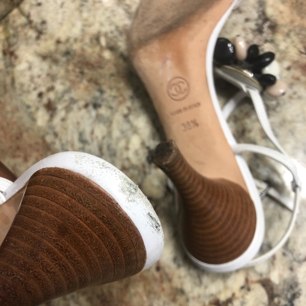 Vintage Chanel Logo heels sandals - Picture 13 of 14